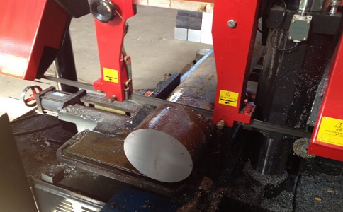 番禺卧式带锯床加工时出现明显振荡如何排查？